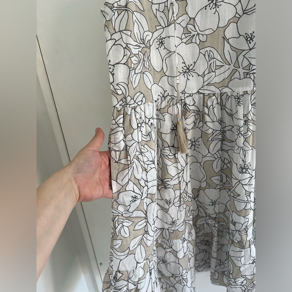 Echo New York Etched Floral Tiered Dress - Picture 5 of 8